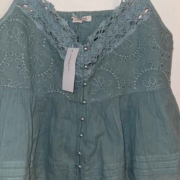 🌹NWT/ AMERICAN EAGLE CROPPED TOP - Picture 4 of 4